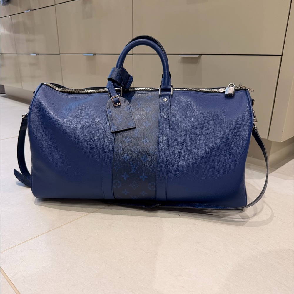 Louis Vuitton Keepall Bandouliere 50 Cobalt Blue Taigarama Leather Duffel Bag